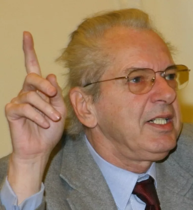 Bolcas anunta ca deputatii PRM nu vor vota pentru inceperea urmaririi penale a lui Nastase