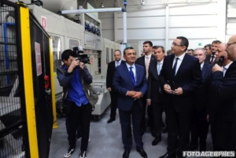 Cooperare economica romano-turca la Gaesti: Arctic isi mareste numarul de angajati de la 2.500 la 3.000 