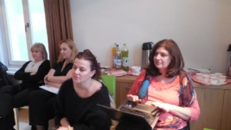 Mihaela Bucurenci: rolul sectorului ONG in imbunatatirea situatiei copiilor cu cancer