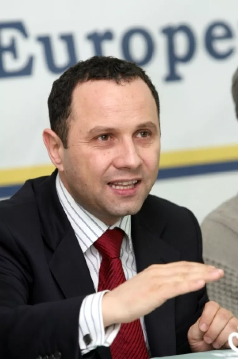 PNTCD vrea sa constituie un grup parlamentar de independenti in Camera Deputatilor