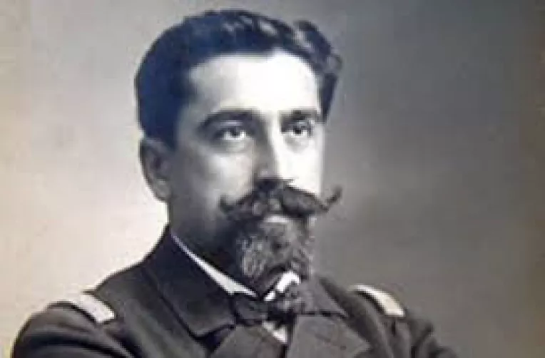 Scriitorul Jean Bart a indeplinit functia de Capitan al Portului Calarasi, in perioada 1904-1906