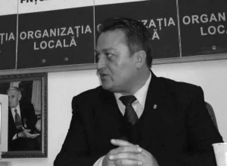 Stampila partidului, sursa scandalului din curtea taranistilor